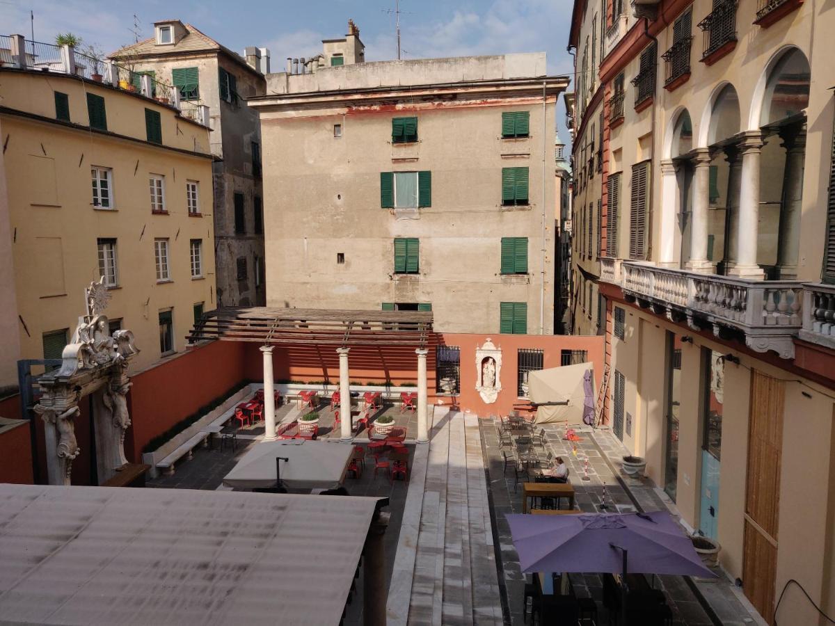 Una Finestra Speciale Su Palazzo Rosso. Monolocale Genua Buitenkant foto